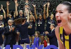 Eda Erdem'den büyük jest! Kupayı genç oyuncu Liza Safronova kaldırdı