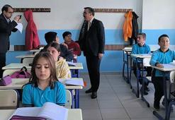 Mesleklerini ortaokulda belirliyorlar! Kız öğrencilerden yoğun ilgi
