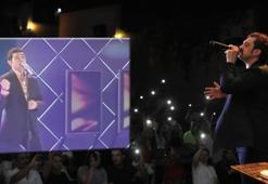 Popstar Bayhan tam bir koleksiyoner çıktı! Villasının kapılarını açtı