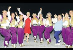 Türk Anneler Derneği üyeleri Çeşme’de buluştu