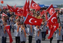 İZMİR 29 EKİM KONSERLERİ: 29 Ekim 2024 İzmir etkinlikleri ve ücretsiz konser takvimi ile bugün hangi sanatçılar nerede konser veriyor?