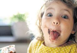 Anneye tatlı bebeğe tatsız