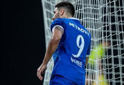 Al Hilal, Esteghlal'i Mitrovic'le devirdi!