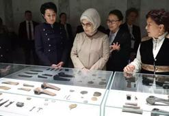Emine Erdoğan'dan, Kırgız Cumhuriyeti Milli Tarih Müzesi'ne ziyaret