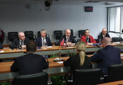 Meclis Başkanı Kurtulmuş İtalya Temsilciler Meclisi Başkanı ile görüştü