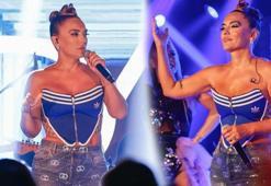 Demet Akalın'ın sahne tarzı olay oldu! Simge Sağın'dan yorum gecikmedi