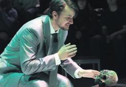 Gücü sözünde ‘Hamlet’