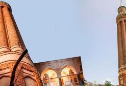 Tüm felaketlere direndi: Türkiye'nin Pisa Kulesi neden eğri? 'Bir depreme daha dayanmaz'