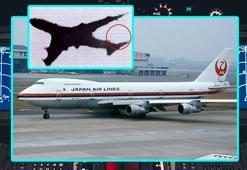 Uçaktayken daha kötüsü yaşanamaz! 520 kişinin kaderi için 5 saniyede karar verdi