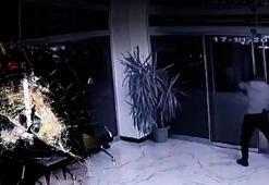 AK Parti Beylikdüzü İlçe Başkanlığı'na saldırı