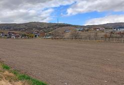 Köpek sürüsünün saldırısına uğrayan 13 yaşındaki Alperen'in tedavisi devam ediyor