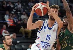 Anadolu Efes'de Doğuş Özdemiroğlu'ndan kötü haber