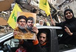 İsrail saldırıları nedeniyle yerinden edilen Lübnanlılar ateşkes sonrası evlerine dönmeye başladı