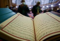 2025 KANDİL HABERLERİ |  İlk Kandil ne zaman ve hangi gün? Regaip Kandili hangi tarihe denk geliyor?