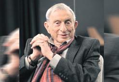 70. yılını sahnede kutluyor