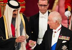 İngiltere Kralı Arapça konuştu! Katar emiri şaştı kaldı