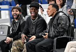 Real Madrid'in yıldızı Vinicius Jr, EuroLeague'de Fenerbahçe maçını izledi!