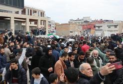 Esad ülkeyi terk etti, Adana'daki Suriyeliler kutlama yaptı