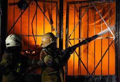 İzmir'de tekstil fabrikasında korkutan yangın