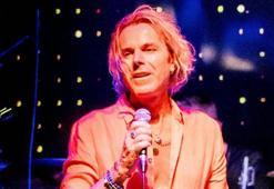 Soner Arıca kimdir, kaç yaşında? Aramızda Kalmasın konuğu Soner Arıca hayatı, albümleri ve şarkıları...