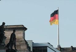 Bundesbank: Alman ekonomisi 2024’te yüzde 0,2 küçülecek
