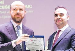 YETEV Başkanı Bilal Erdoğan: Eğitimde aşağılık kompleksi geride kaldı