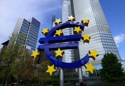 'ECB faizi kademeli olarak düşürmeli'