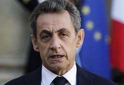 Fransa'da "telekulak" davasında Sarkozy'nin 1 yıl ev hapsi cezası onandı