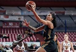 Fenerbahçe Opet'e yan bakılmıyor! Namağlup unvanını korudu