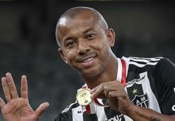 38 yaşındaki Mariano, Atletico Mineiro'dan ayrıldı!