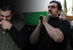 Babasını kaybeden Bayhan ilk kez görüntülendi! 'Acım büyük'