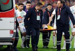Göztepe - Rizespor maçında korkutan sakatlık! Hastaneye kaldırıldı