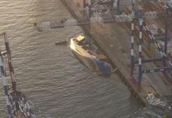 Ambarlı Limanı'nda su alan gemi yan yattı