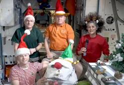 Uzayda Noel! Uzayda mahsur kalan astronotların Noel kutlaması olay yarattı