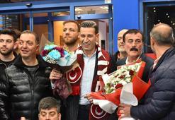 Suat Hekimoğlu'na Trabzon'da coşkulu karşılama!