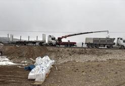 Afyonkarahisar'da feci kaza! 27 ton şeker ziyan oldu