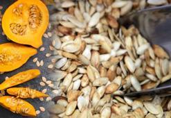 Kabaktan çıkan çekirdek hazineymiş! Kavurmanın da bir taktiği var, ziyan olmuyor