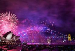 2025'e merhaba! Dünyada yeni yıl coşkusu, kutlamalara başladılar