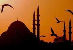 2025 Regaip kandili ibadetleri: Regaip Kandili'nde hangi namazlar kılınır? Regaip Kandili'nde kaç rekat namaz kılınır, farz mı?
