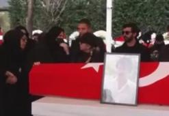 Son dakika haberi: Ferdi Tayfur'un cenazesinde kavga! Tuğçe Tayfur ve Şirin Gözalıcı küfür ederek birbirine girdi