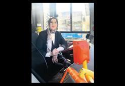 İlk kadın şoför görevine başladı
