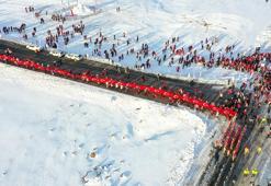 Birçok ilden ve ülkeden akın ettiler! Dondurucu soğuğa rağmen binlerce kişi katıldı