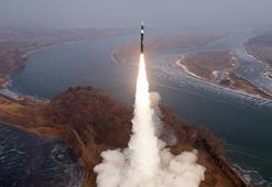 Kuzey Kore "yeni tip hipersonik balistik füze" fırlattığını doğruladı