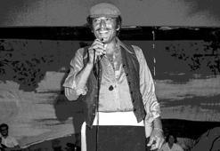 Türk sinema ve tiyatrosunun usta ismi Sadri Alışık'ın hayatı film oluyor