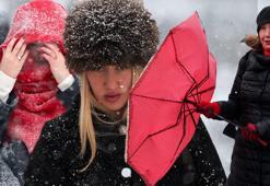 Uyarılar peş peşe geldi! Kar ve sağanak alarmı: İstanbul için yeni tarih