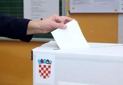 Hırvatistan cumhurbaşkanlığı seçiminin ikinci turu için sandık başında