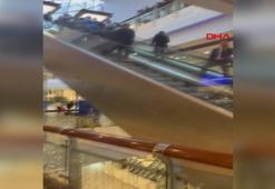 AVM'nin tavan arasından düşen işçi hayatını kaybetti