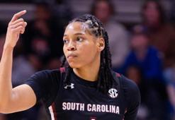 Danilos Pizza, Zia Alexandria Cooke’yi transfer etti