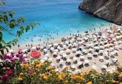 Antalya'da tatil yapan Avrupalı gurbetçi sayısı 1 milyonu geçti
