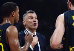 Sarunas Jasikevicius: Çok sayıda şutörleri var!